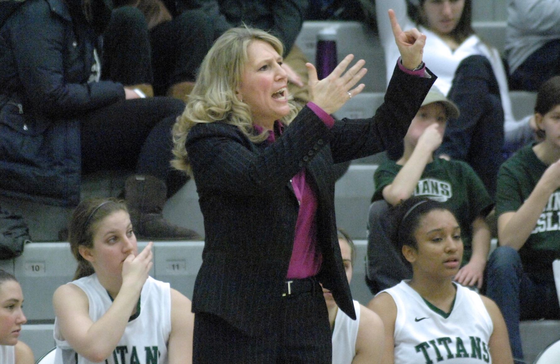 Mia Smith coaching